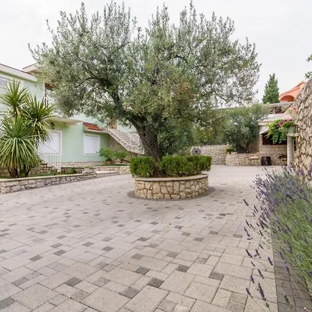 アパート In Okrug Gornji With Pool, Terrace, Ac, Wifi, Washing Machine 3436-5