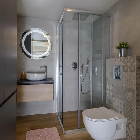 In Okrug Gornji With Pool, Terrace, Ac, Wifi, Washing Machine 3436-5 * トロギール